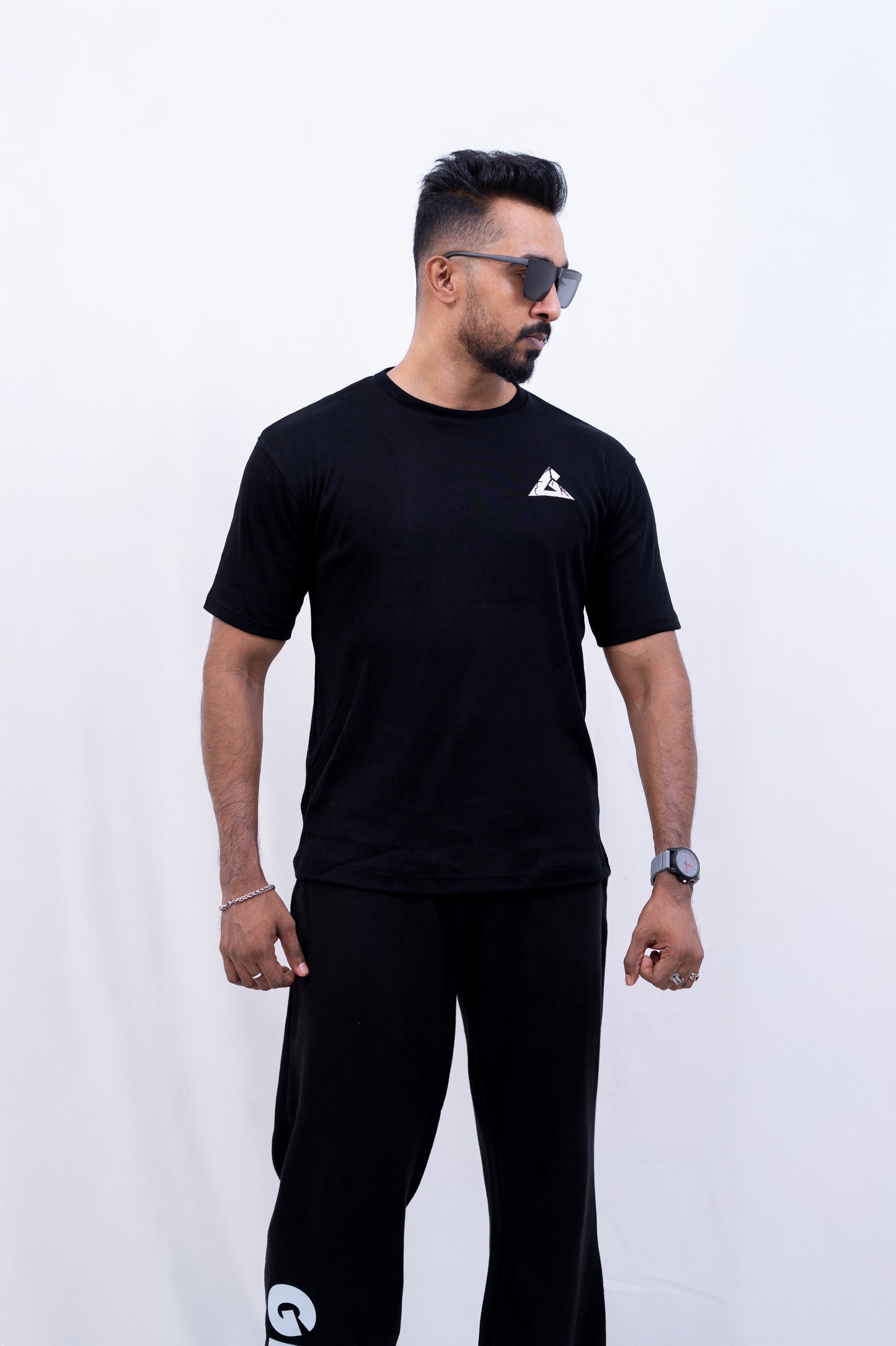 Gym Rats Regular Fit Crew Neck Tee - Black- Spandex - Gents
