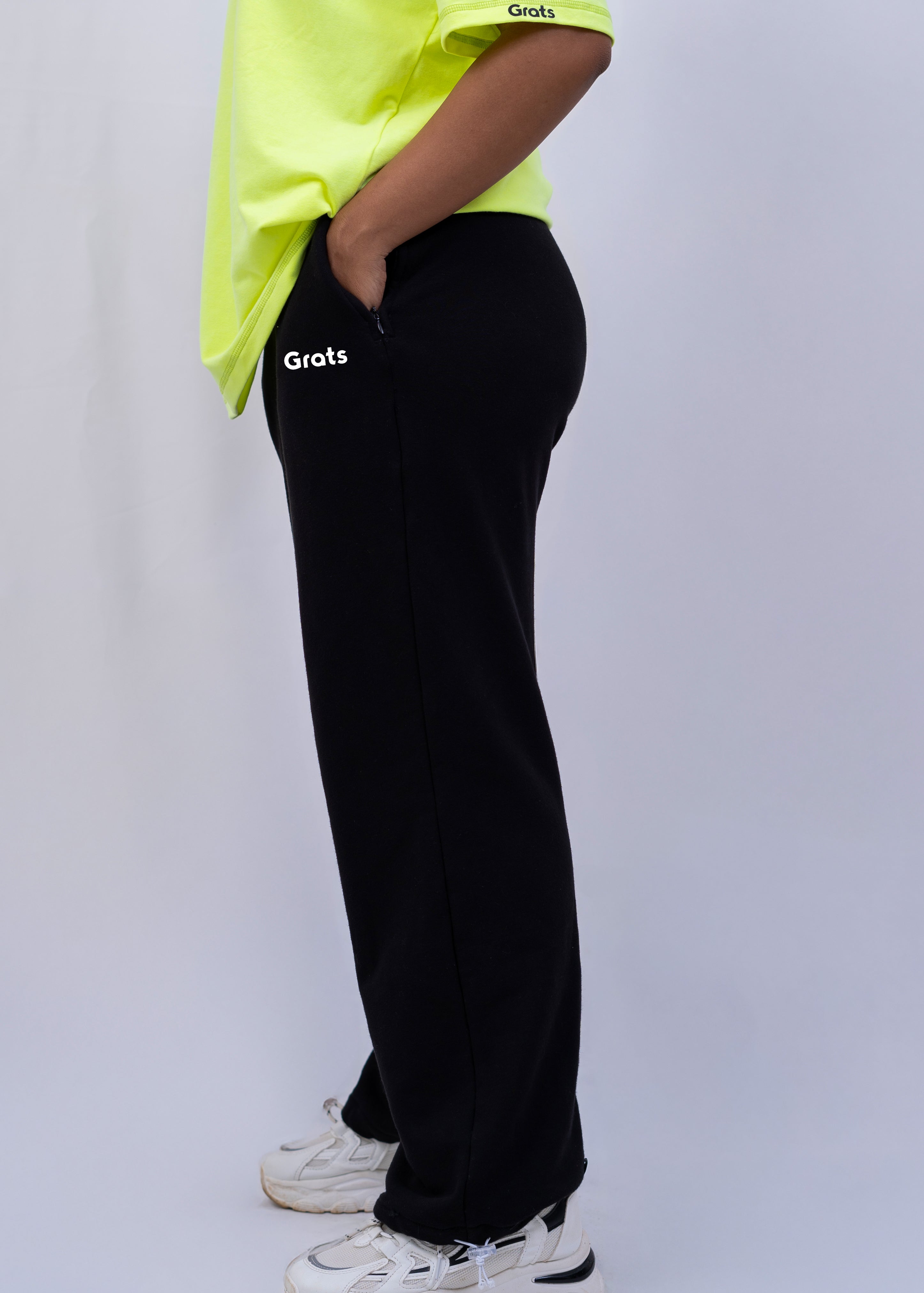 Toji Fushiguro’s Style Training Sweatpants - Baggy Fleece - Ladies* Free Shipping